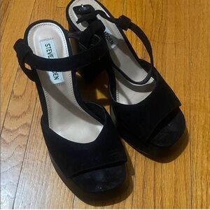 Steve Madden Black Platform Sandals